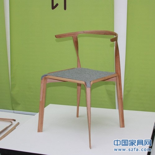 竹木椅
點擊圖片查看下一頁 竹木椅